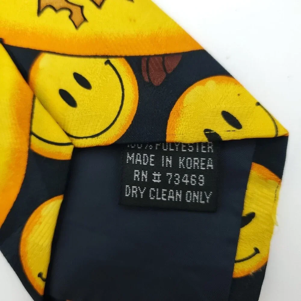 LOONEY TOONS MANIA Tasmanian Devil Taz Smiley Faces Neck Tie Vintage Fun Cartoon